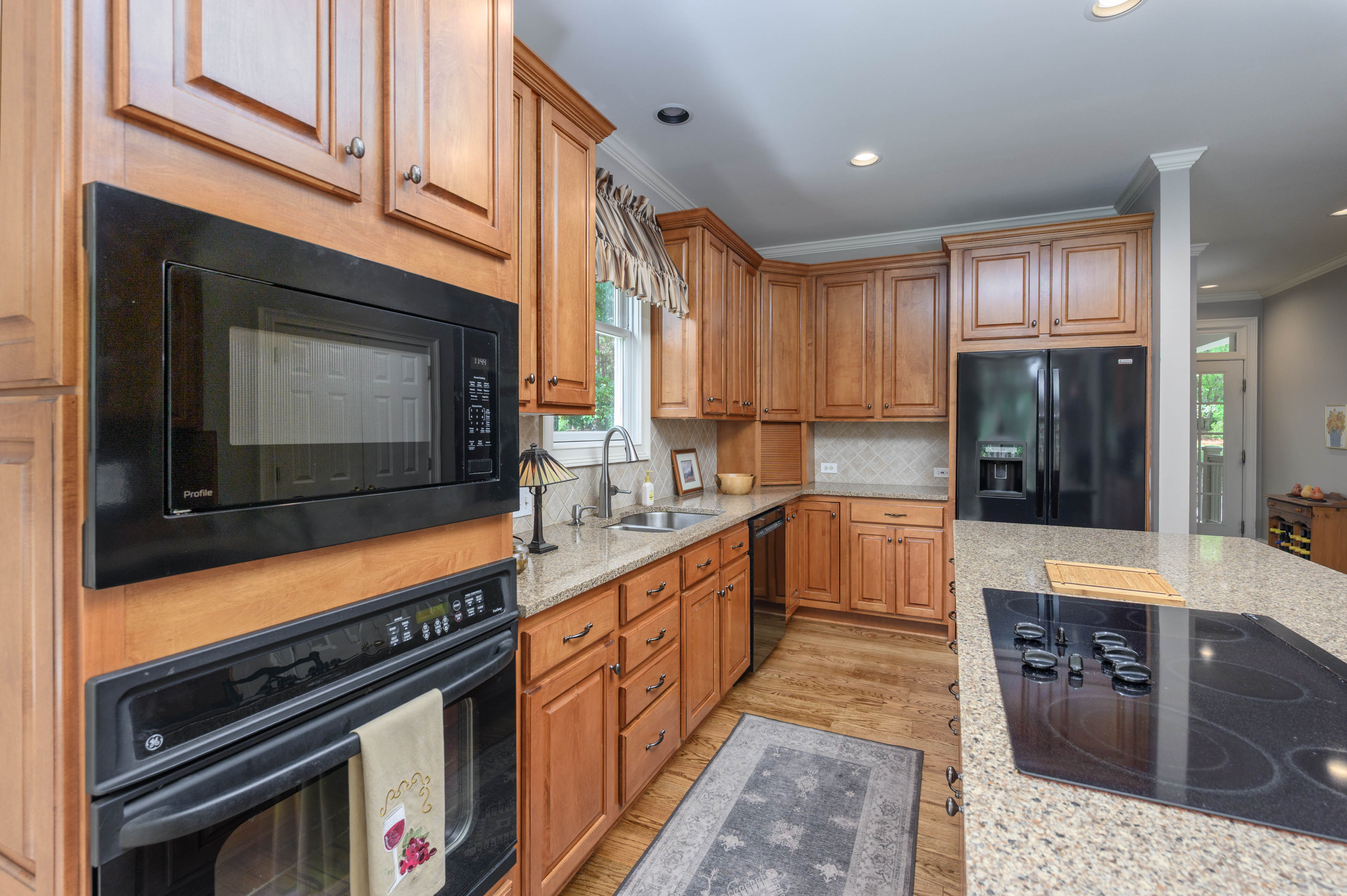 1011 Dejarnet Court image 16